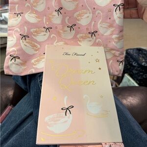 Too Faced Dream Queen Bundle